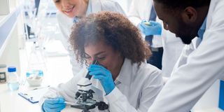 BDWOMANSCIENTIST1